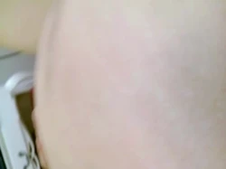大奶头老婆女上位后入内射。