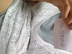自拍自慰沙发抠逼女主唯一：禁止内容