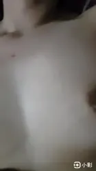 露脸在少妇出租屋无套内射她