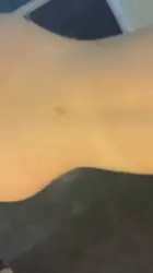 镜子前面看着自己的淫荡样子