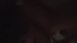 多人运动，骚老婆恨不得把蛋蛋也塞进b里