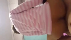 纹身小骚逼高潮淫叫连连！