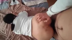 趁女朋友家里人在隔壁屋休息， 把她上了 好刺激