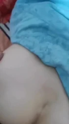 在少妇的家里操她