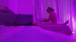 小姨知道我喜欢丝袜