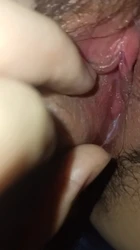 没剪指甲抠屄 小处女一直喊疼