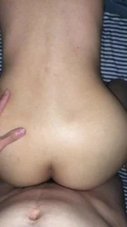 偷偷操女友闺蜜 不敢叫系列