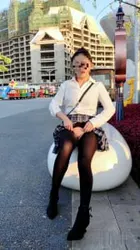 校花女友游乐园露出