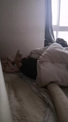 全程露脸满足不了老婆了只有靠震动棒了！熟人自觉点都成年人了