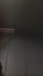 公共厕所操母狗