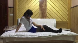 小骚货吃水果豆控制不住自己的嘴，给我含的好深，好爽