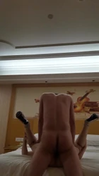 网友约老婆到酒店开房操逼2