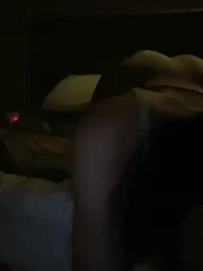 胯下贱母狗半露脸展示 第一部