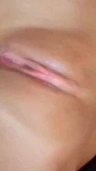 骚货老师忍不住自慰，拍视频勾引我