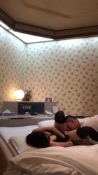 D乳妹子 舔到高潮