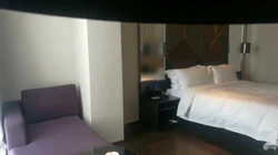 【真实偷情】我有很多大神合集，看视频禁止内容处。少妇老公因为疫情被隔离