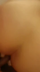 山东青岛95小姐姐在济南第一次出镜