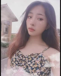 良家少妇为了还房贷，下海出卖自己的身体