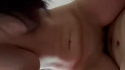 两颗蜜桃晃射你的双眼