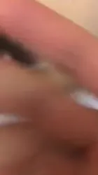 兄弟女友被我干到潮喷！见过这么能喷水的骚屄吗？