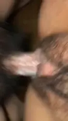 去年夏天在人妻家里肏她