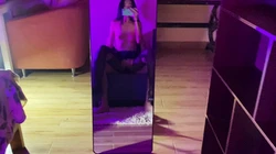 （小马日记）凌晨三点 看的出来女的一直在憋着不敢叫