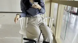 咖啡馆约会女同事，平时一本正经，竟然这么淫荡！真欠操