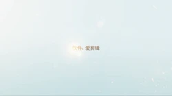 18岁女友，D奶，逼嫩水多，太骚了