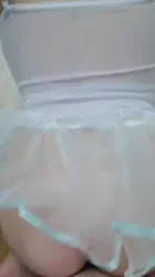 老崔：“老K，你老婆又在被我操呢