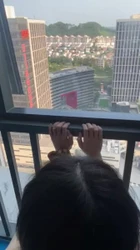 “对面会看到的” 落地窗操反差女神