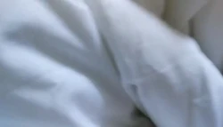 揉捏骚学霸的性感小屁屁