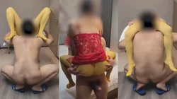 和干妈激情舌吻 仔细听口水交织的声音