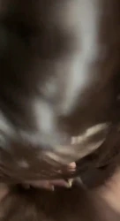黑色婚纱第一视角口交吞精