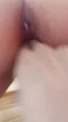 骚逼就得这么玩才爽！给炮友爽翻了！