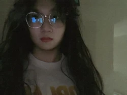 伪娘人前电梯露出 02