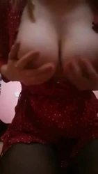 网调E奶大奶母狗对着镜头晃动   完整版看简（介）