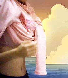 女友按那对贫乳，长大的只有奶头