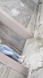 戴口罩的少妇