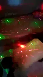 KTV上课清理鞋子