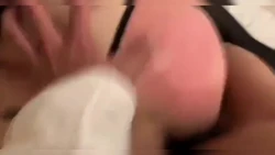 宠幸到屁红彤彤