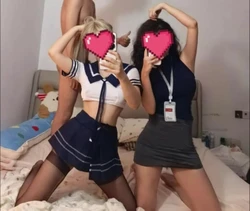 双飞姐妹花，抱起来操
