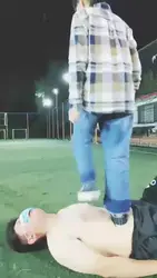 户外踩踏 深喉 舔脚