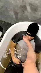 窒息调教 淹死他