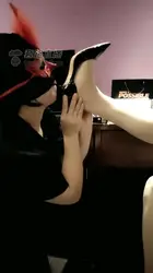 无底线羞辱母狗 踢裆 踩奶子 强制深喉