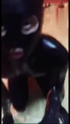 全身皮衣束缚 羞辱狗奴