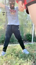 户外踢