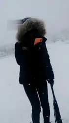 牛逼户外雪天打狗