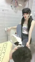 高清 调狗子 巴掌 舔鞋 闻脚 舔脚 虐乳