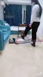 木乃伊暴力踩