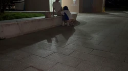 公园里露出做爱，太刺激了